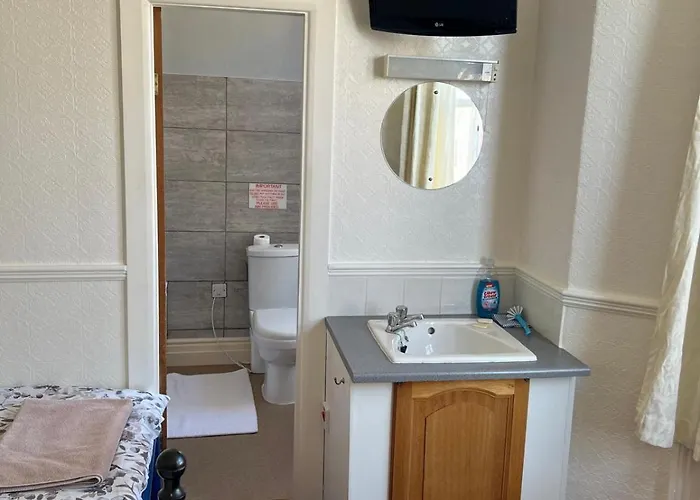 Coastal Place * Scarborough